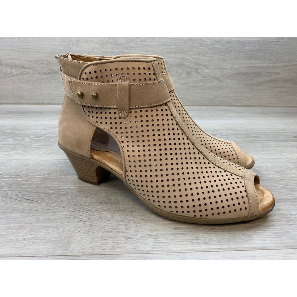 Earth Women's Taupe Perforated Peep Toe Ankle Boots Size 8 Leather Cutout Heel